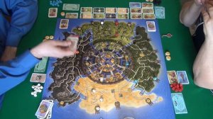 154 The Golden City играем в настольную игру.