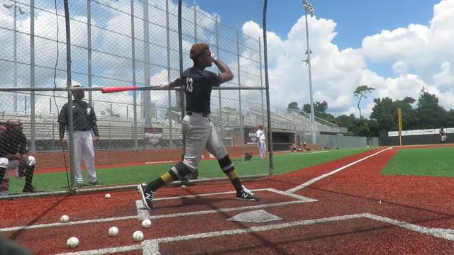 2020 Future Stars Series National Combine BP: Kenya Huggins смотреть онлайн