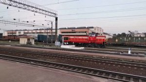 красный тепловоз