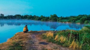 Рыбалка на деревенском пруду. Ловля карася на флэт метод фидер. Рыбалка летом.