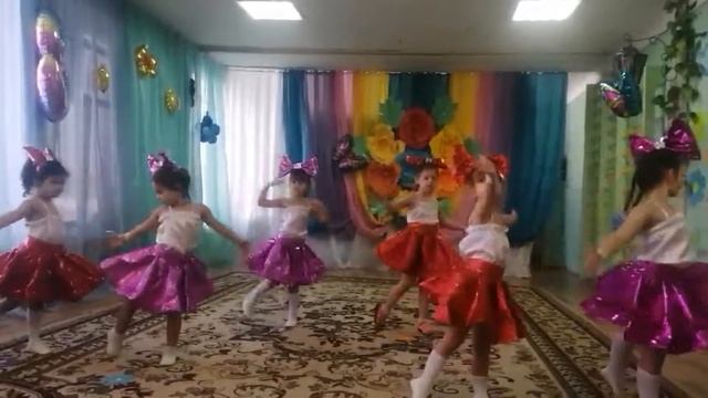 Танец "Куклы! средняя группа смотреть онлайн