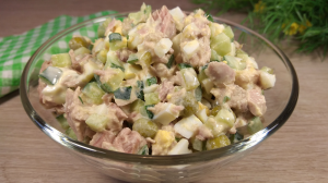 ВКУСНЕЙШИЙ  САЛАТ  с ТУНЦОМ  / Salad with tuna ❗