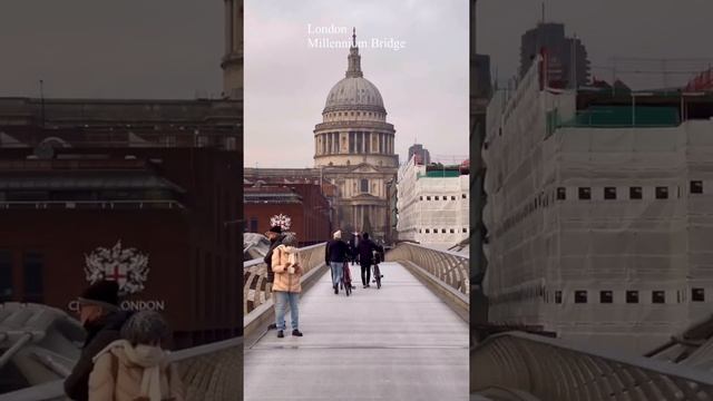 Walkers - London Millennium Bridge