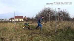 Монтаж столбов под забор (мотобуром huter)