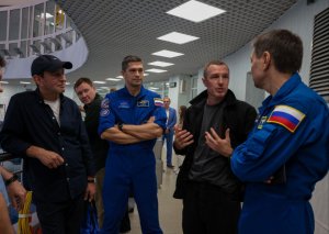 Константин Хабенский и актеры МХТ посетили Центр подготовки космонавтов