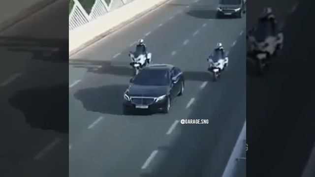 Кортеж Шавката Мирзиёева