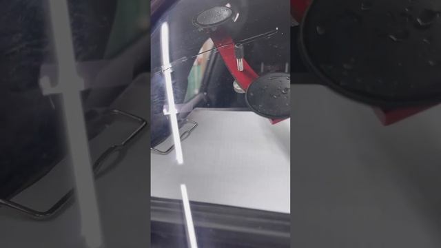 Ремонт трещины на лобовом стекле смотреть онлайн