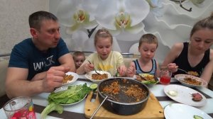 МУКБАНГ ГРЕЧА С САРДЕЛЬКОЙ И ОВОЩАМИ | MUKBANG BUCKWHEAT PORRIDGE WITH VEGETABLES #мукбанг #mukbang