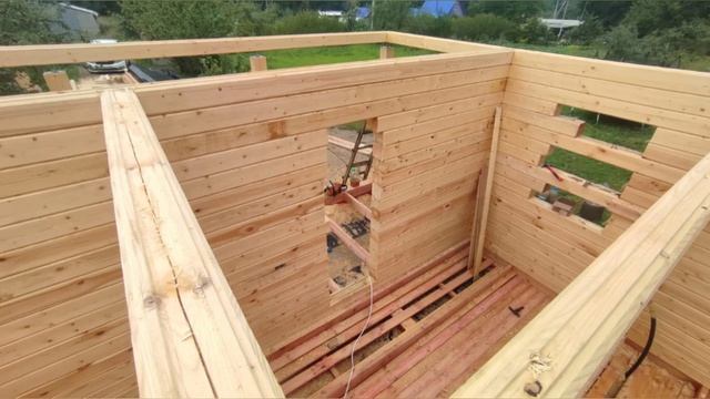 Строительтво мансардного дома 6х8 с террасой из профилированного бруса камерной сушки. Pine House