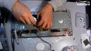 Ремонт Acer V3 - Чистка. Замена клавиатуры и Петель