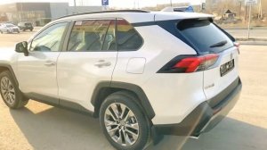 Toyota RAV4 5 поколения .