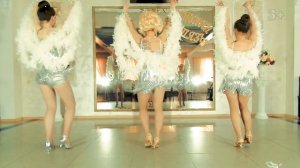 Танец Мэрилин Монро с перьями. Шоу балет Art_show_dance.