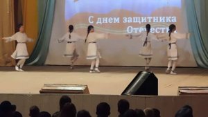 Танец "Пёрышко"-старшая группа