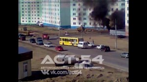 Пассажирский автобус сгорел на МЖК 6 августа 2012
