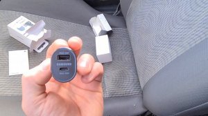 Автомобильное зарябное устройство Samsung