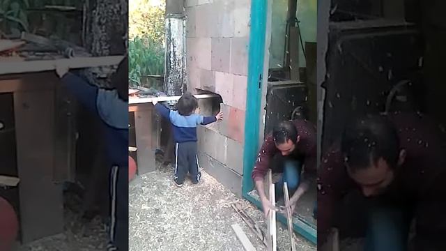 Нужно помогать родителям! смотреть онлайн