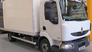 New In Stocklist For Sale: RENAULT MIDLUM 180 DXI 7.5 TONNE BOX – 2012 – BX61 VMO