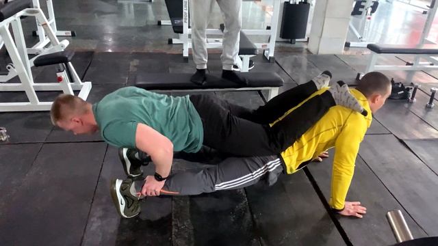 Рекорд, Планка Втроём и Плюс Отжимания - 10 Минут Мучений, Сложная Планка! смотреть онлайн