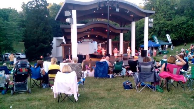 Jimmy and The Parrots (6-30-16) смотреть онлайн