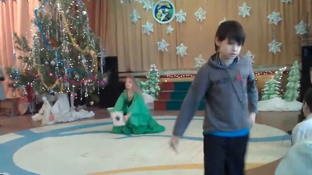 ну ЧТО сказать,ну что СКАЗАТЬ, УСТРОЕНЫ ТАК ЛЮДИ.!!!! ТАНЕЦ НАСТИ... смотреть онлайн