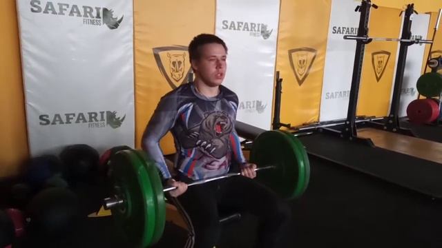 БИЦЕПС СИДЯ 50 КГ НА 5 РАЗ