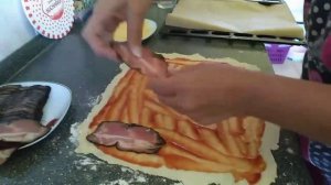 Улитки из слоёного теста. Очень вкусно. Это выпечка подойдет ко вкусу всем.