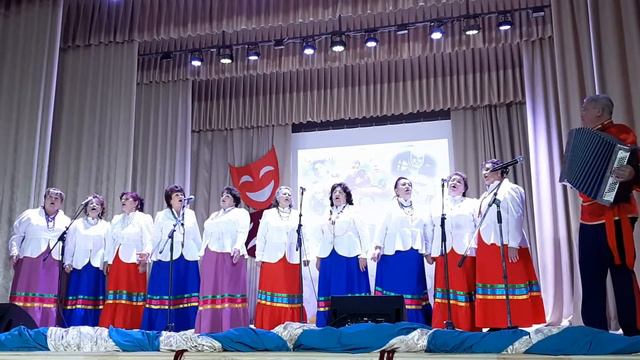 От людей на деревне не спрятаться -хор "Русская душа" смотреть онлайн