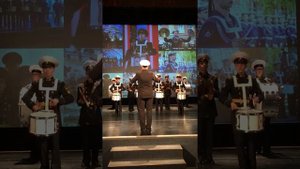 Дефиле барабанщиков, 1 рота