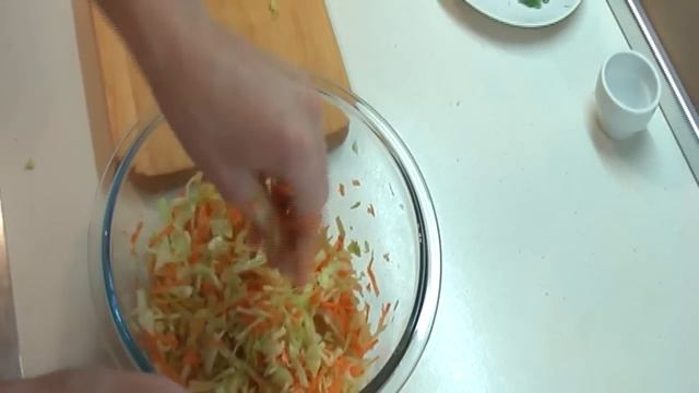 Салат из свежей капусты видео рецепт смотреть онлайн
