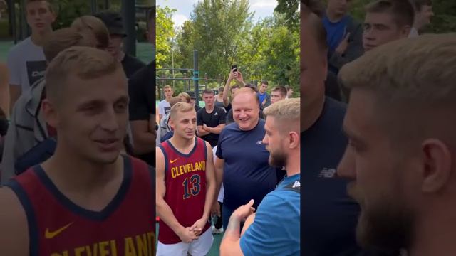 Свят Коваленко против Саша Стоун. Легкий трешток   #попмма
