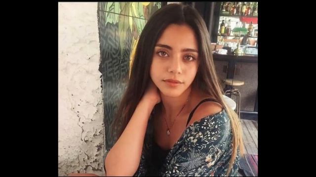 ¿Te preguntas qué significa el tatuaje en el hombro derecho de Sıla Türkoğlu? Aquí está la respuest смотреть онлайн