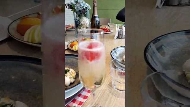 Таисии 4 года. Подписывайтесь на канал НИНУСЯ и ТАИСИЯ смотреть онлайн