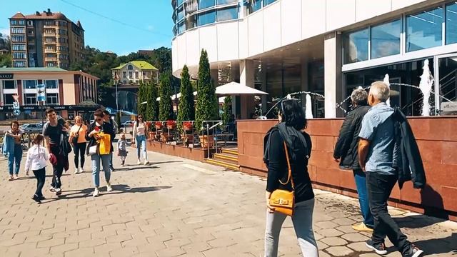 Прогулки по Кисловодску / Гастрономический маршрут / Часть 3 - Лучшие кафе и рестораны города смотреть онлайн