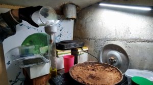 Сколько золота в женских часах AU 20