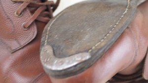 Ремонт кожаных туфлей