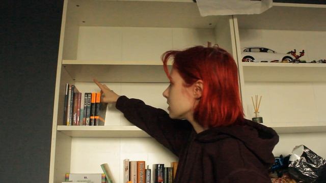 расхламление книжных полок|избавляюсь от лишнего смотреть онлайн