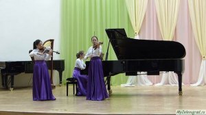 А. Глазунов. Антракт из балета "Раймонда". Исполняет трио "Дольче"