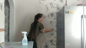 Как легко снять бумажные и виниловые обои!