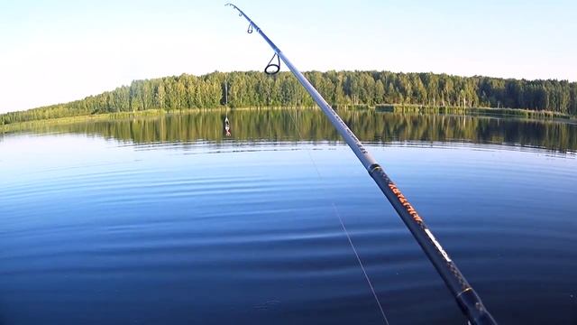 Рыбалка на озере. Ловля окуня на спиннинг на озере смотреть онлайн