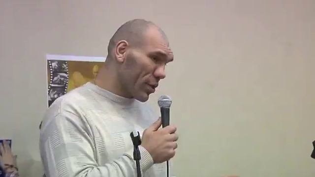 Николай Валуев в детском приюте "Ковчег"