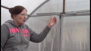 Установка Термопривода на дверь теплицы