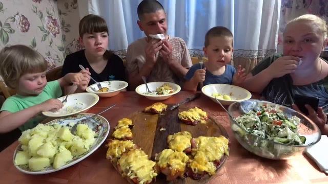 мукбанг отбивные под шубкой смотреть онлайн