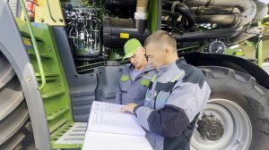 Интервал технического обслуживания и плановая замена масла комбайна