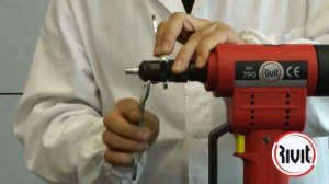 RIVIT RIV790 - аккумуляторный заклёпочник для установки резьбовых заклёпок M3 - M10