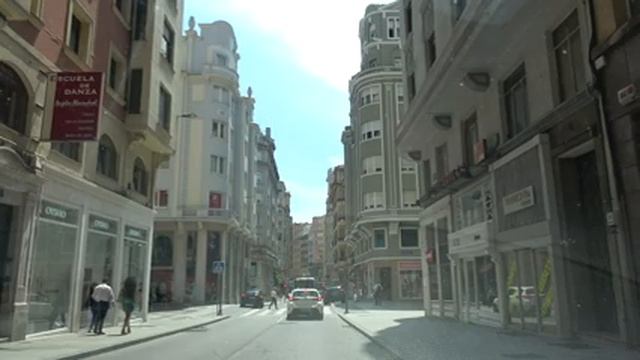 ЖИЗНЬ В ИСПАНИИ. САНТАНДЕР. БЕРЕГ БИСКАЙСКОГО ЗАЛИВА. SPAIN. SANTANDER. COAST OF BISCAY BAY. смотреть онлайн