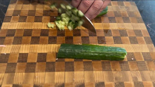 САМАЯ ВКУСНАЯ и БЫСТРАЯ ОКРОШКА! Классический рецепт окрошки на квасе , безумно вкусный и быстрый !
