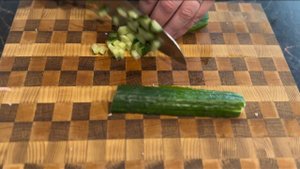 САМАЯ ВКУСНАЯ и БЫСТРАЯ ОКРОШКА! Классический рецепт окрошки на квасе , безумно вкусный и быстрый !