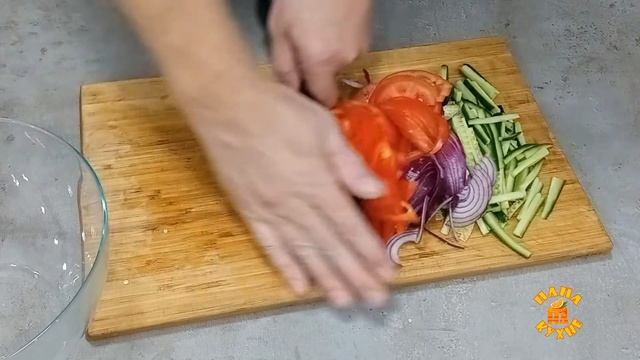 Очень простой и вкусный салат из говядиной и стручковой фасолью