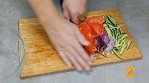 Очень простой и вкусный салат из говядиной и стручковой фасолью