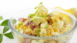 Венский салат с колбасой и колбасным сыром